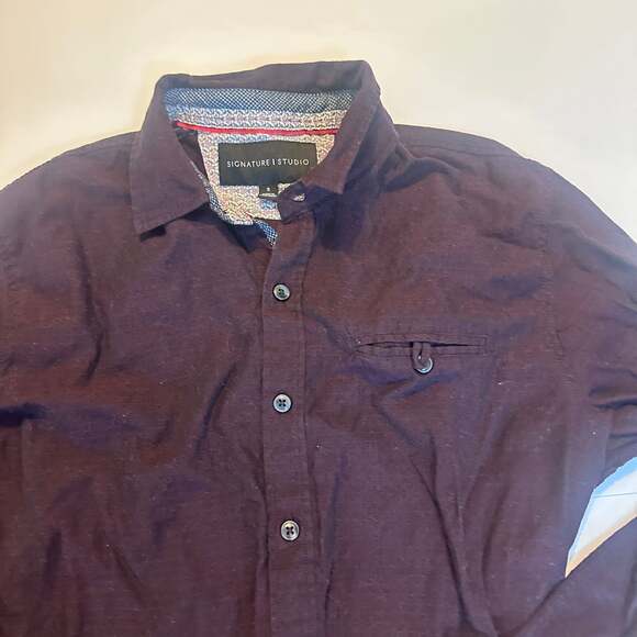 Signature Studio Men's Burgundy Long Sleeve Button Up Shirt - Picture 2 of 4